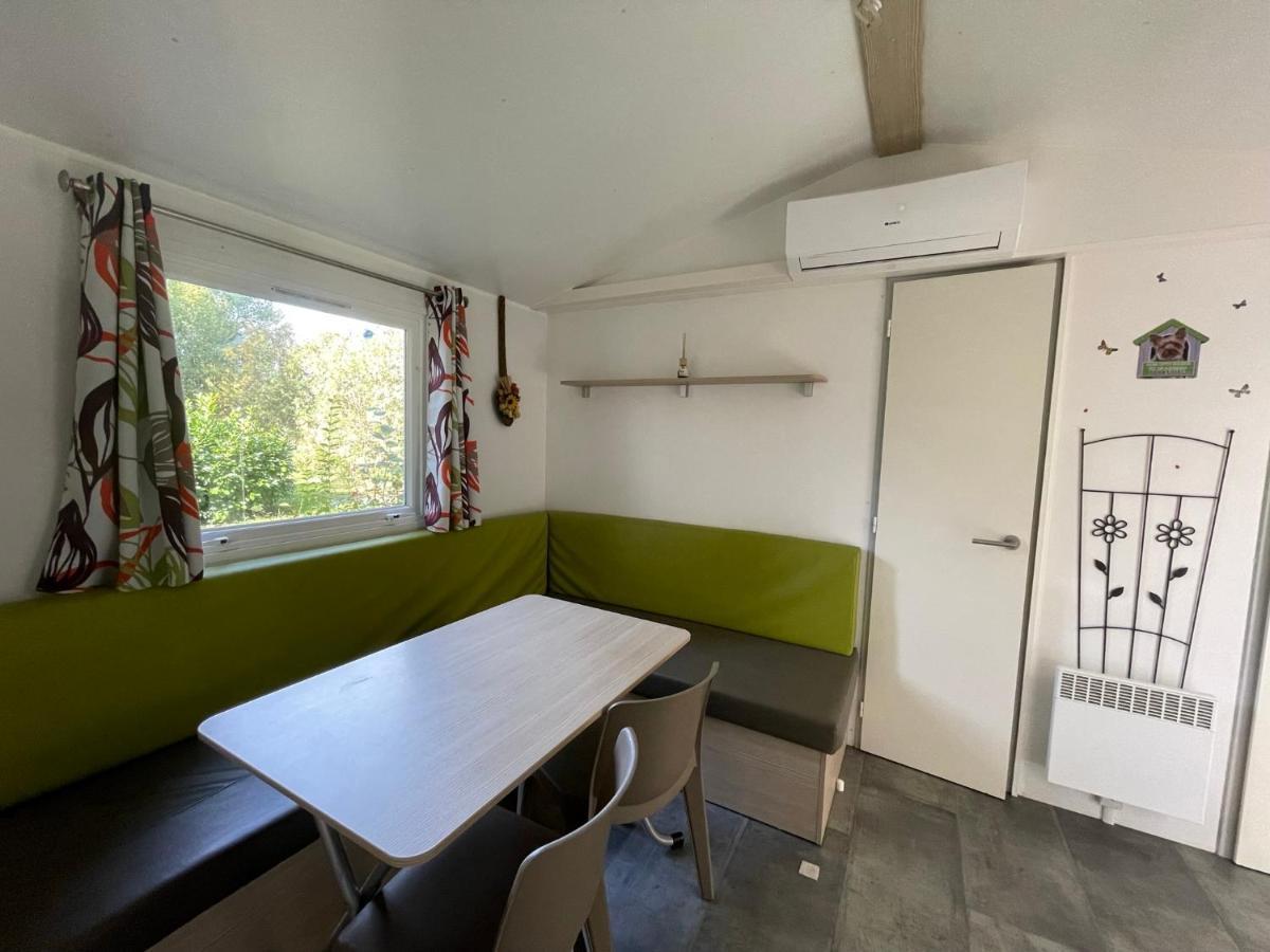 Chez Roger - Bungalow Climatise Avec Tv - 2 Chambres 4 Personnes Boofzheim Ngoại thất bức ảnh